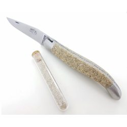 COUTEAU LAGUIOLE avec manche en sable du mont Saint Michel.